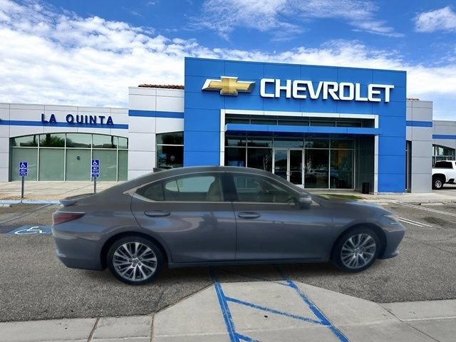 Used 2021 Lexus ES 350 w/ Premium Package FWD image 9