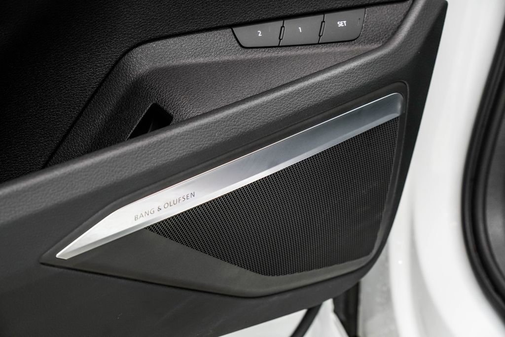 Used 2024 Audi Q8 e-tron Premium Plus w/ Premium Plus Package AWD/4WD image 44