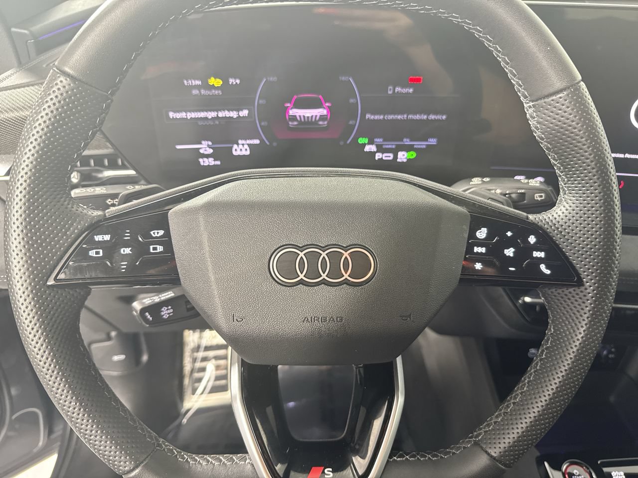 Used 2025 Audi SQ6 e-tron Premium Plus w/ Premium Plus AWD/4WD image 13