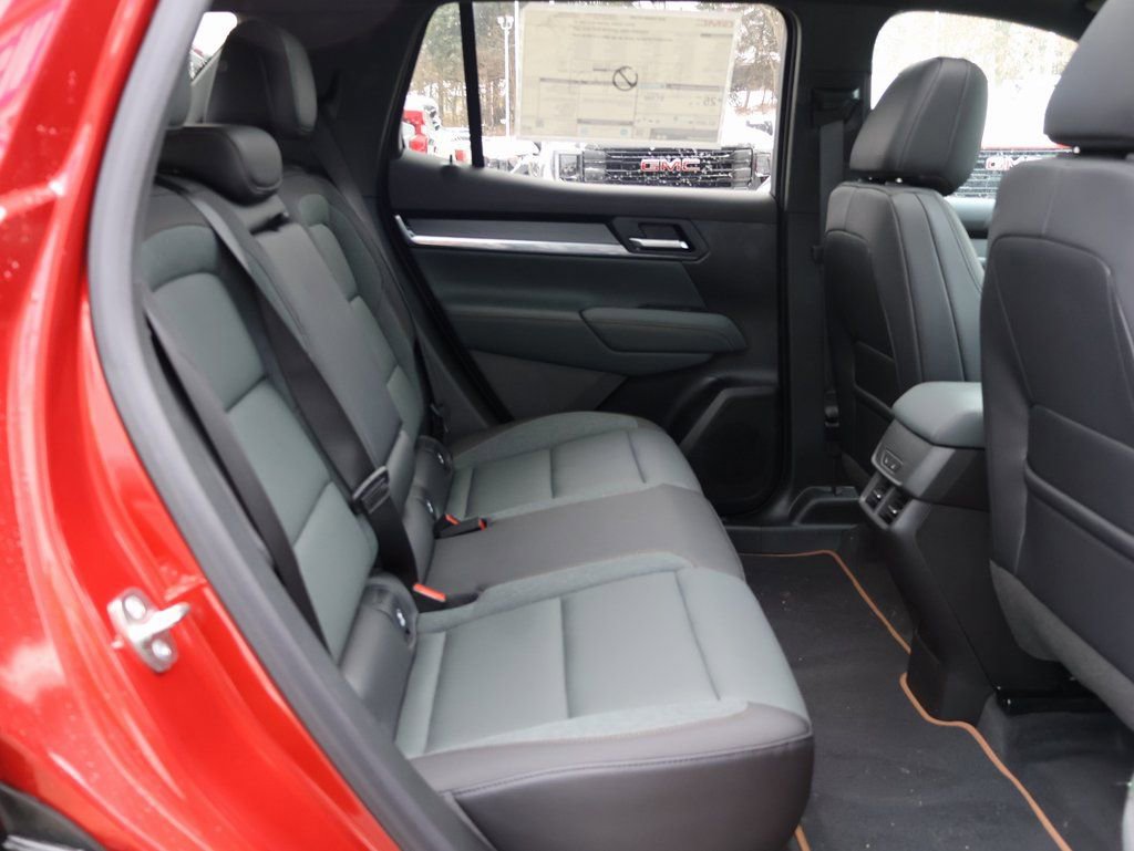 New 2026 GMC Terrain AT4 w/ Convenience Package III image 34