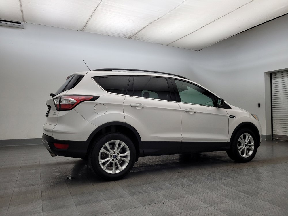 Used 2018 Ford Escape SE w/ SE Sync 3 Package image 10