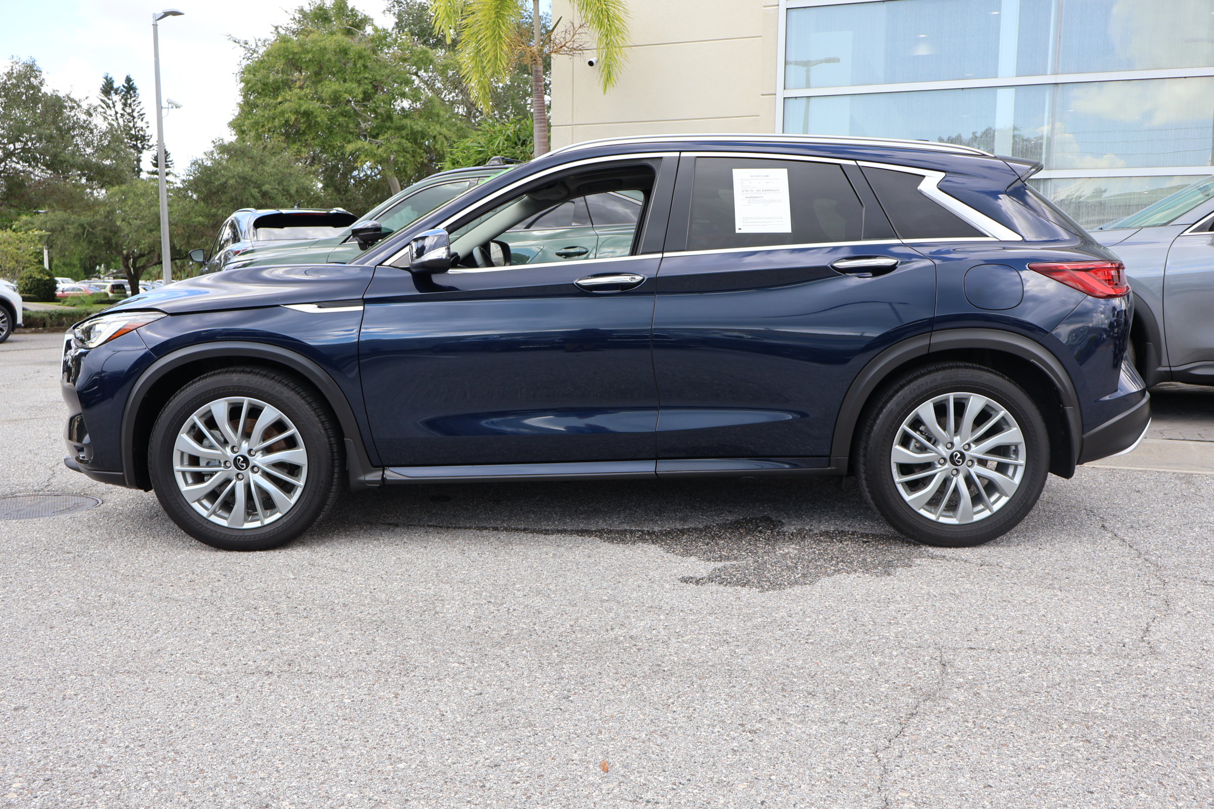 Certified 2024 INFINITI QX50 Luxe FWD image 6