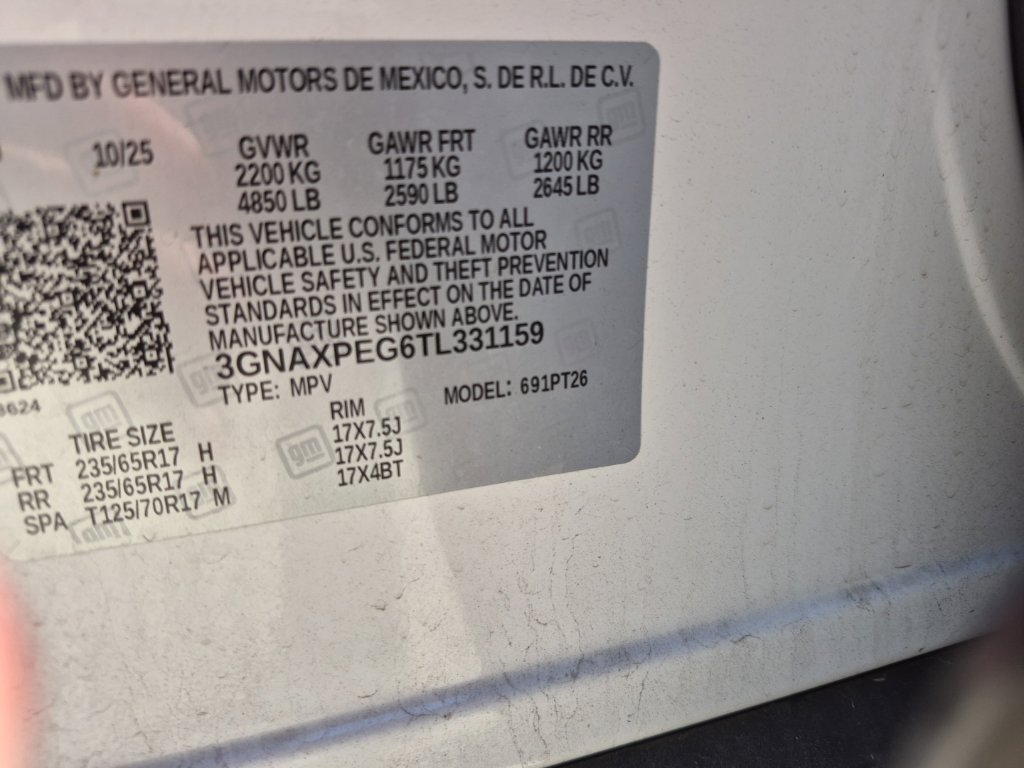 Used 2026 Chevrolet Equinox LT AWD/4WD image 8