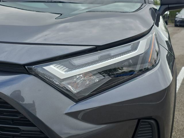 Used 2025 Toyota RAV4 LE image 30