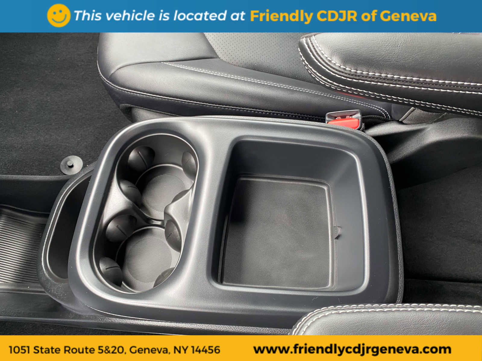 New 2026 Chrysler Pacifica Select image 21