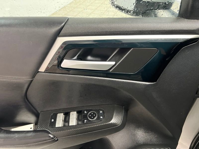 Used 2022 Mitsubishi Outlander SE AWD/4WD image 18