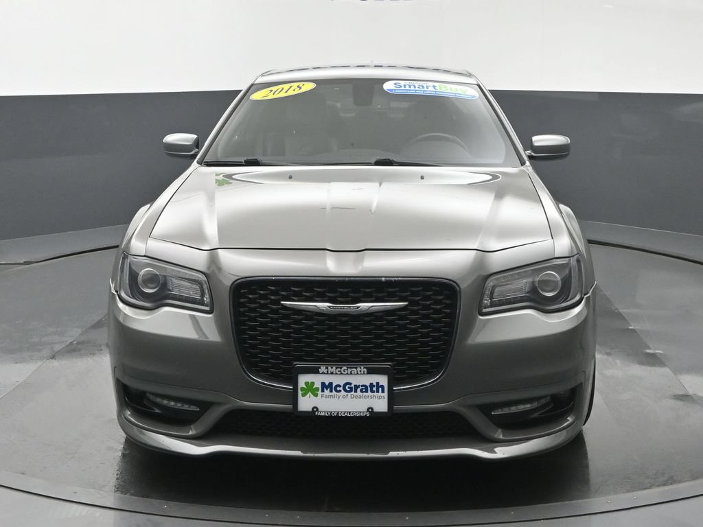 Used 2018 Chrysler 300 S w/ S Model Appearance Package RWD image 6