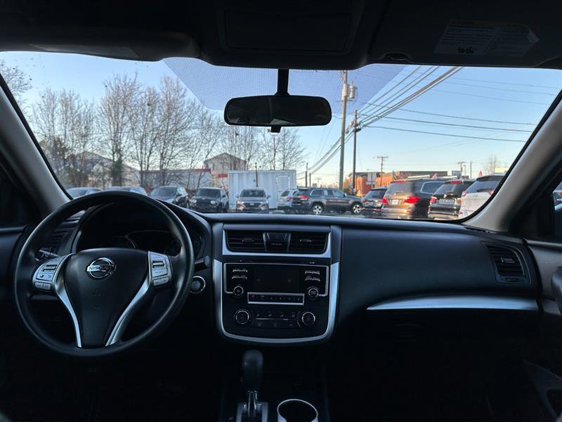 Used 2017 Nissan Altima 2.5 S w/ Power Driver Seat Package FWD image 24