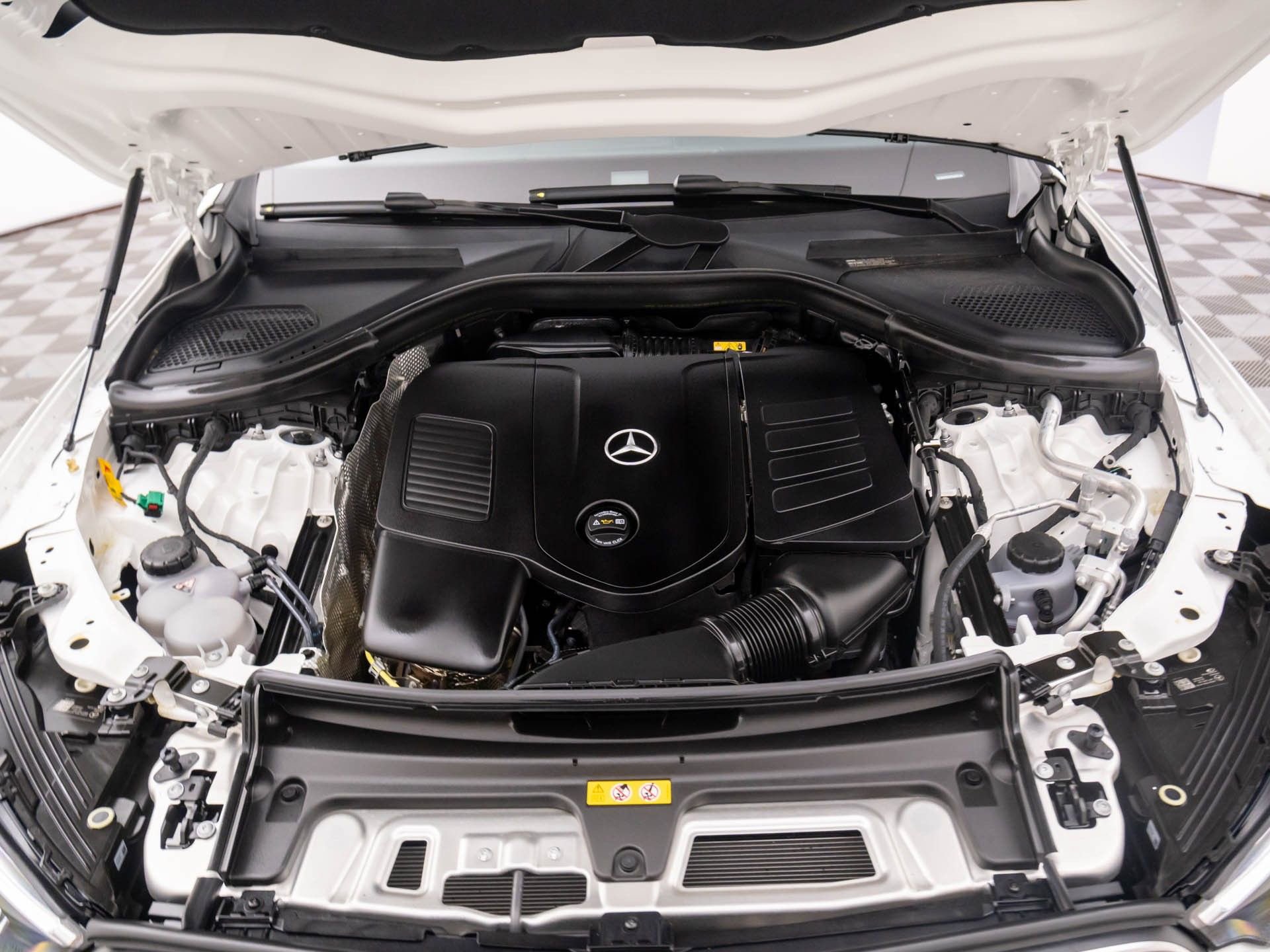 New 2025 Mercedes-Benz GLC 350e 4MATIC image 26