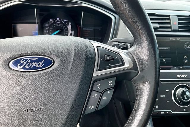 Used 2015 Ford Fusion Titanium FWD image 12