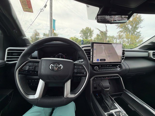 Used 2026 Toyota Sequoia Platinum AWD/4WD image 18