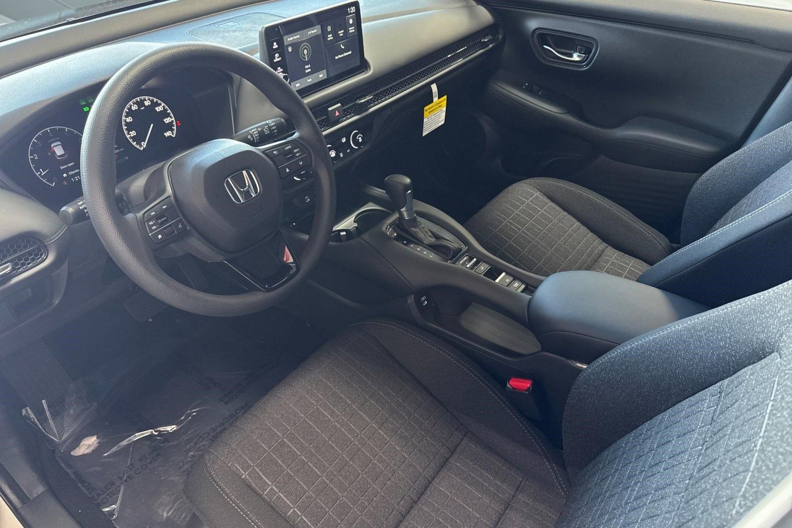 New 2027 Honda HR-V LX image 4
