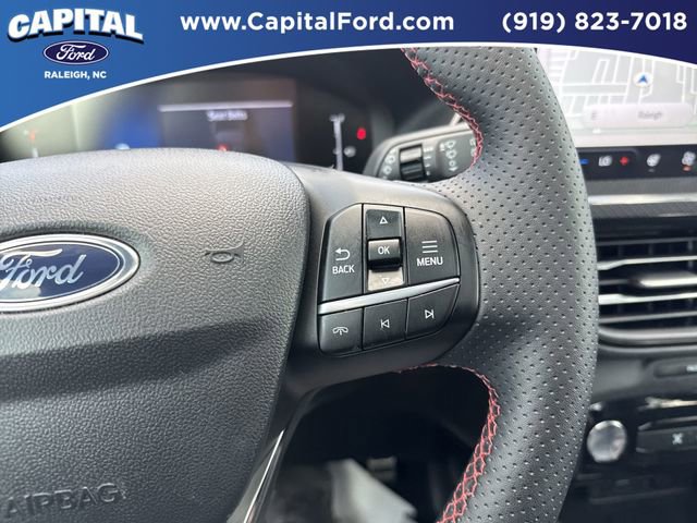 Certified 2024 Ford Escape ST-Line w/ Tech Pack #1 AWD/4WD image 23