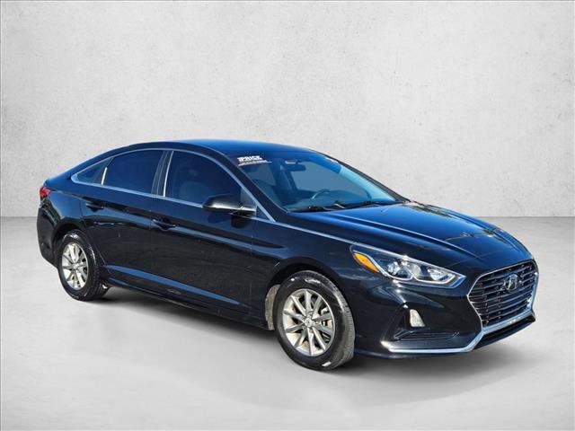 Used 2019 Hyundai Sonata SE w/ Cargo Package FWD image 3