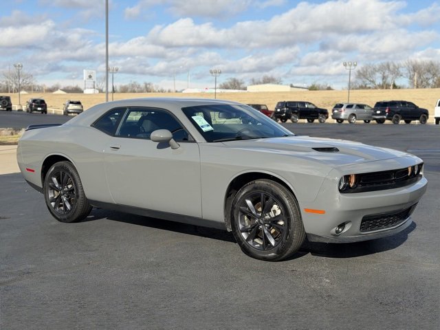 Used 2023 Dodge Challenger SXT w/ Blacktop Package image 1