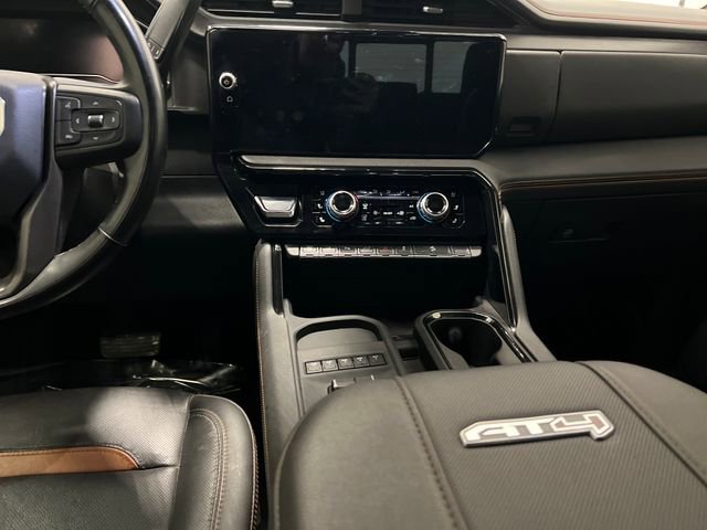 Used 2025 GMC Sierra 2500 AT4 w/ AT4 Premium Plus Package image 12