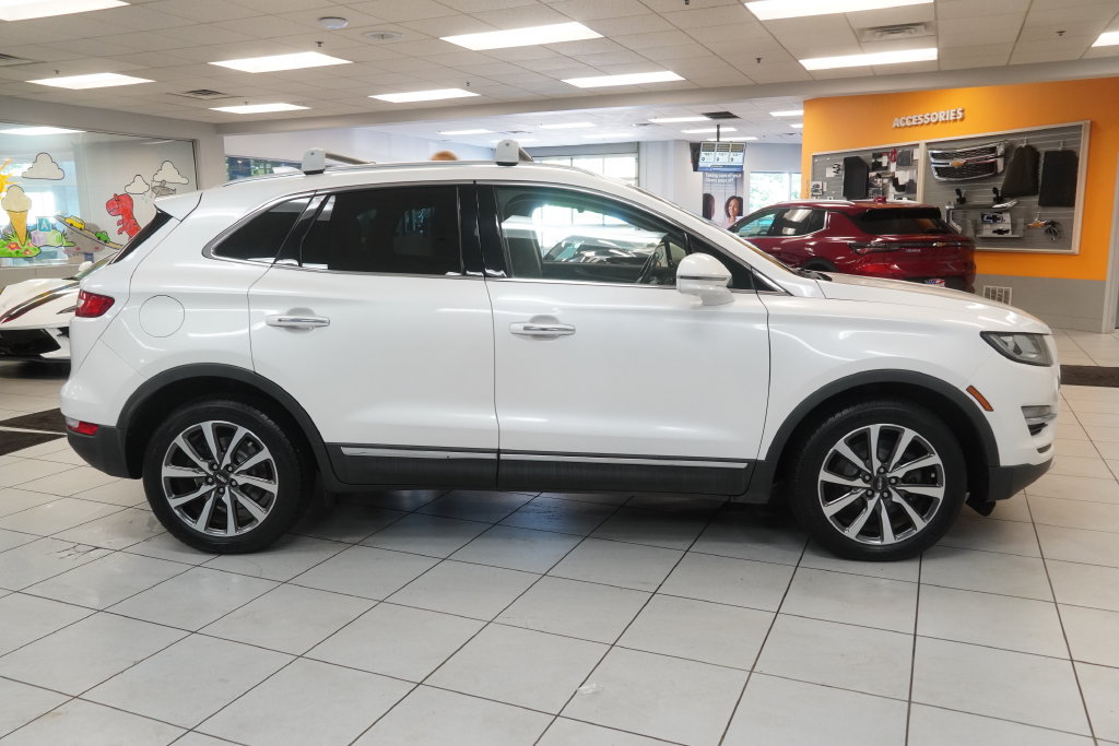 Used 2019 Lincoln MKC Reserve w/ MKC Climate Package AWD/4WD image 14