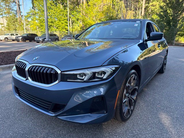 Certified 2026 BMW 330i Sedan w/ Premium Package RWD image 9