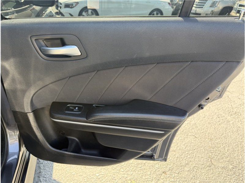 Used 2019 Dodge Charger R/T RWD image 22