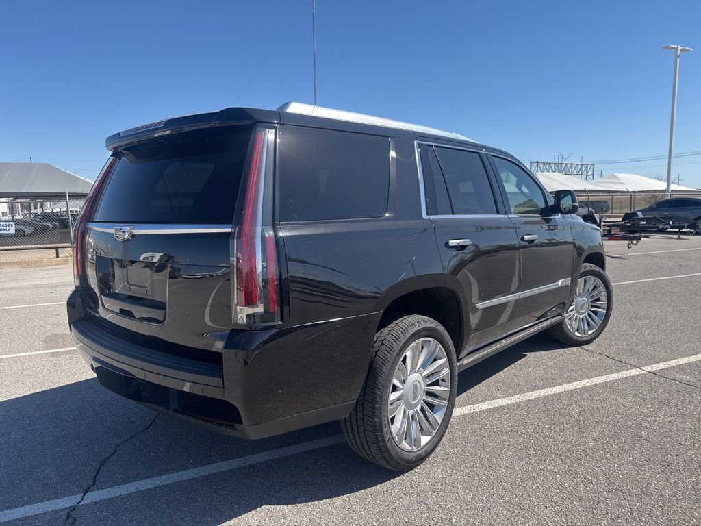 Used 2018 Cadillac Escalade Platinum image 6