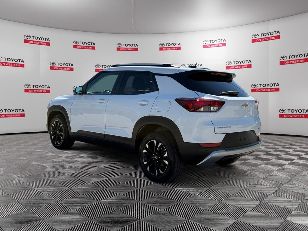 Used 2023 Chevrolet TrailBlazer LT w/ Convenience Package FWD image 5