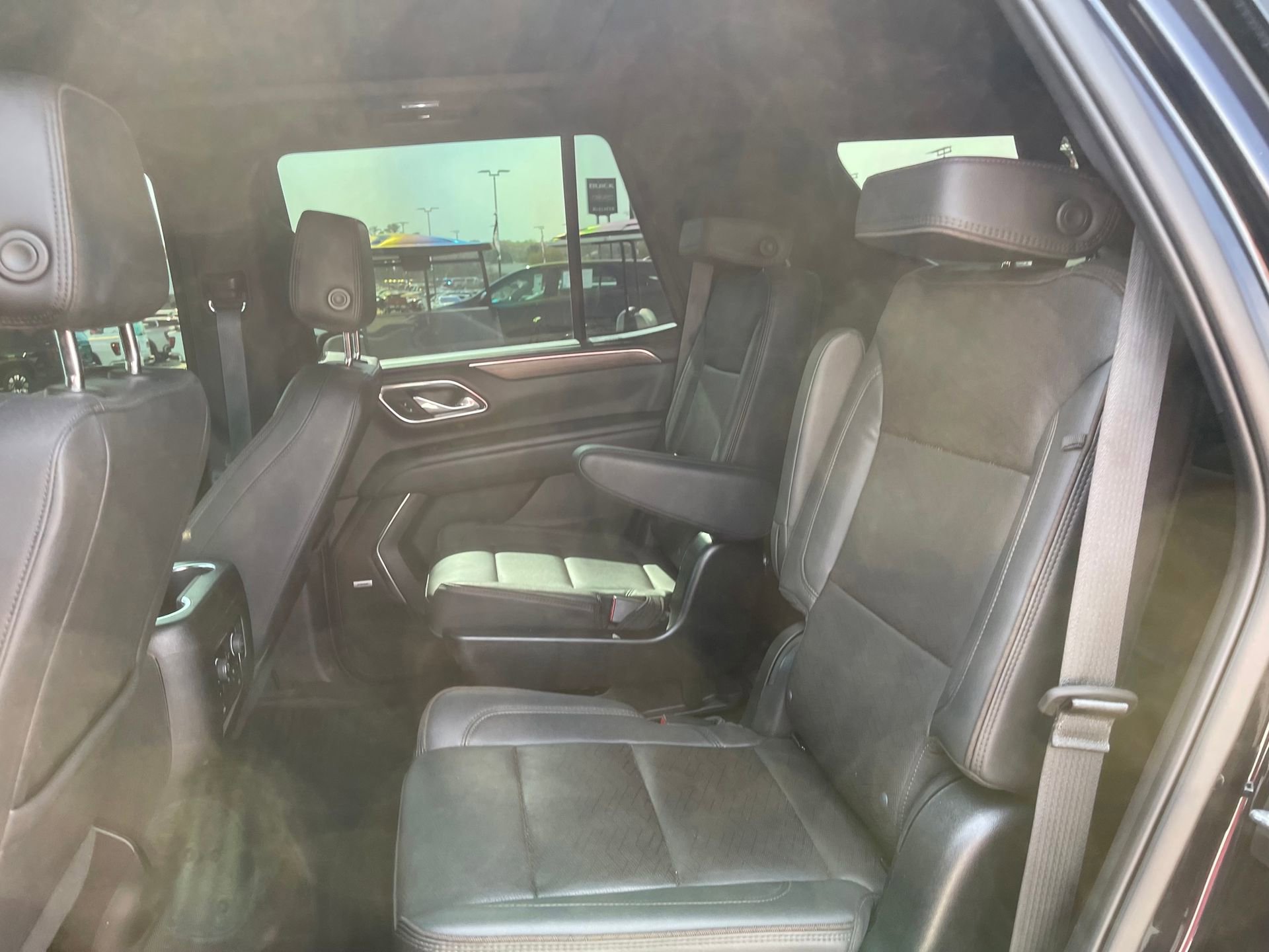 Used 2023 Chevrolet Tahoe High Country w/ Premium Package RWD image 22