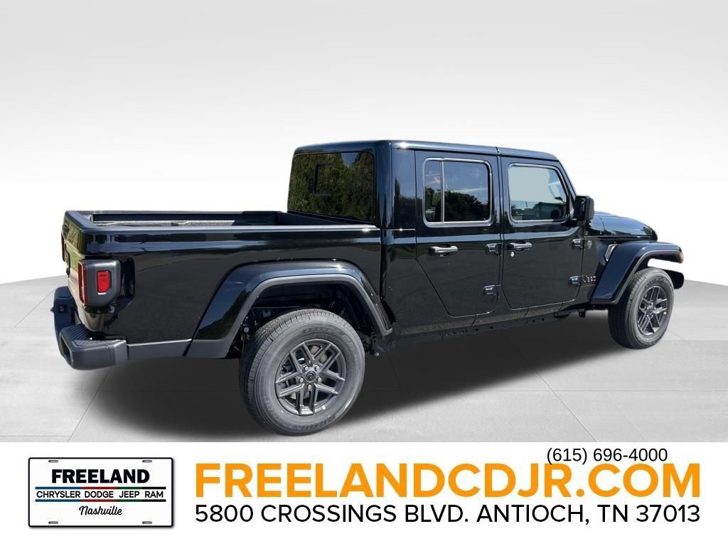 New 2025 Jeep Gladiator Sport AWD/4WD image 7