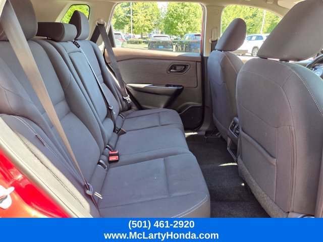 Used 2023 Nissan Rogue S AWD/4WD image 15