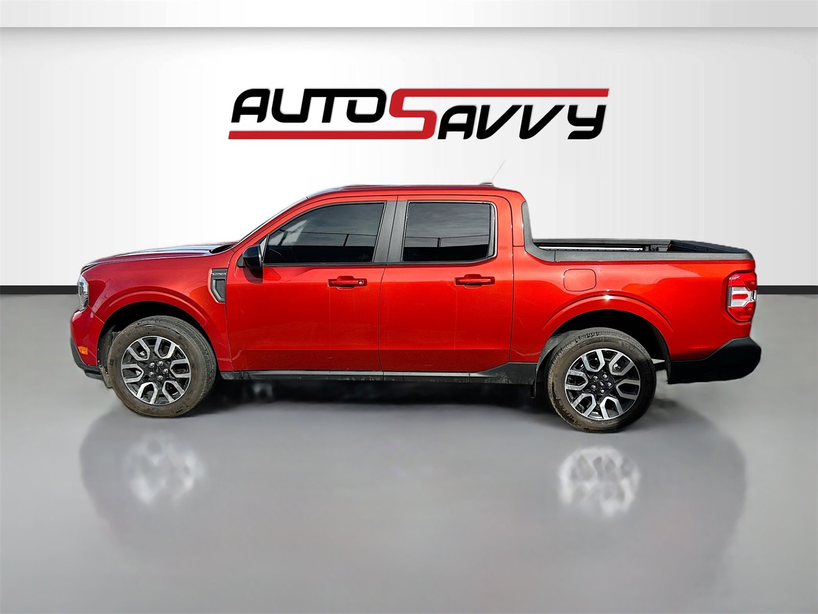 Used 2024 Ford Maverick Lariat w/ 4K Tow Package image 4