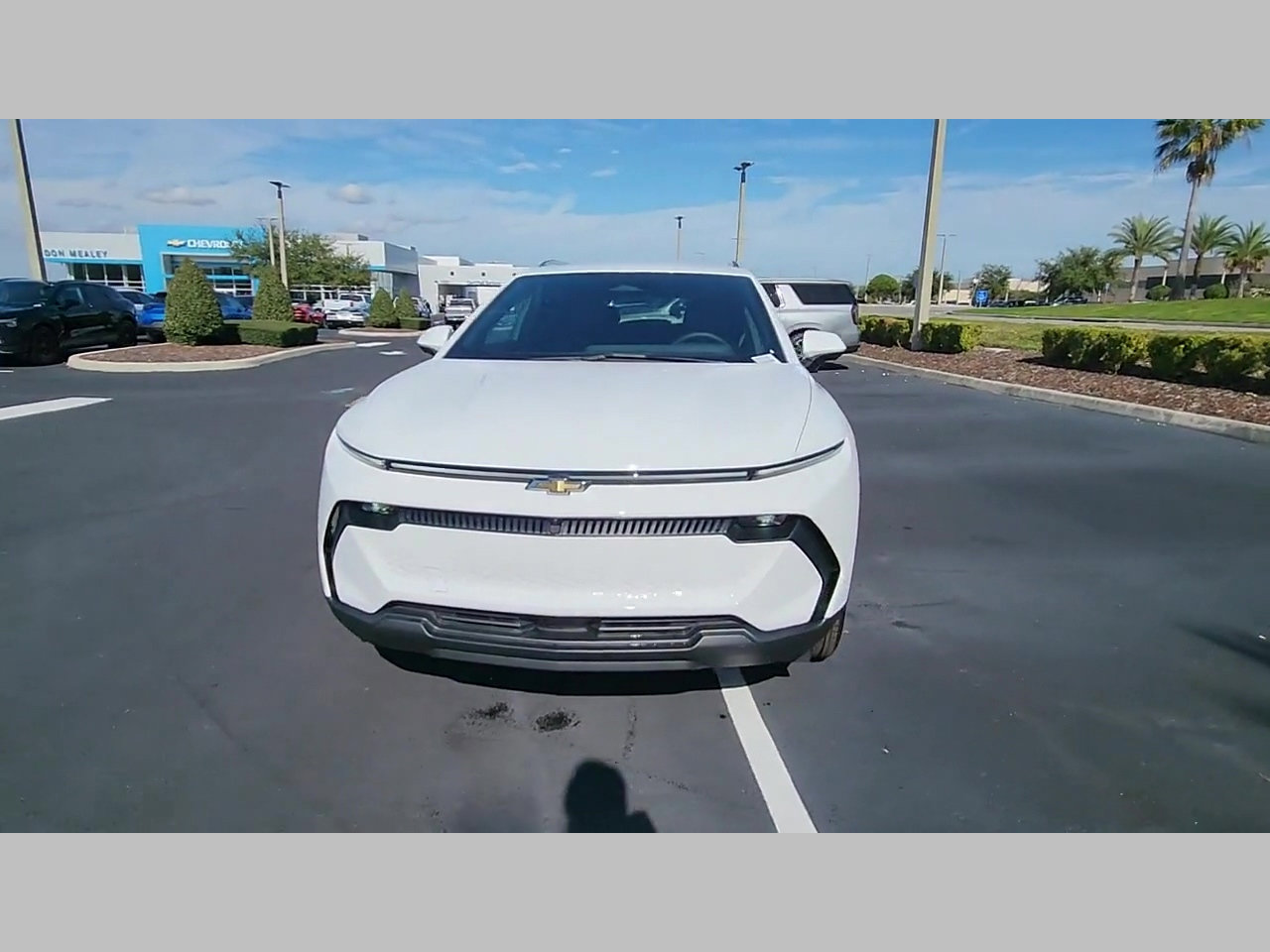 New 2026 Chevrolet Equinox EV LT image 24