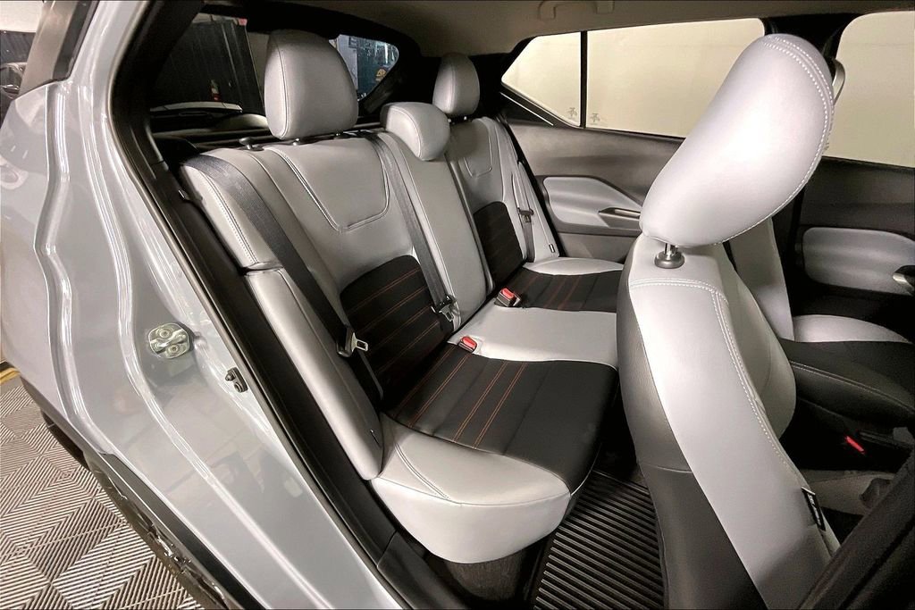 Used 2024 Nissan Kicks SR w/ SR Premium Package image 36