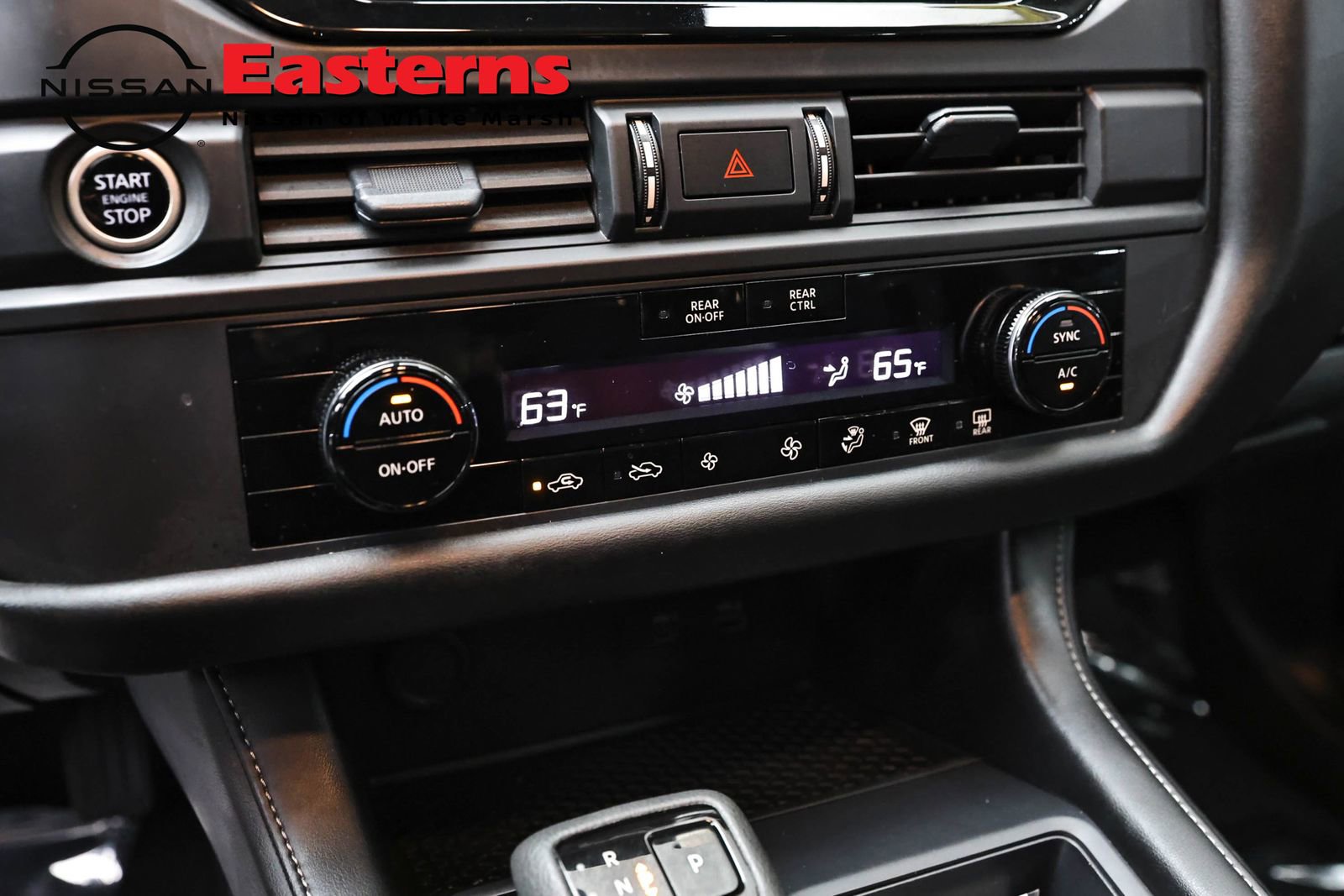 Used 2024 Nissan Pathfinder S AWD/4WD image 19