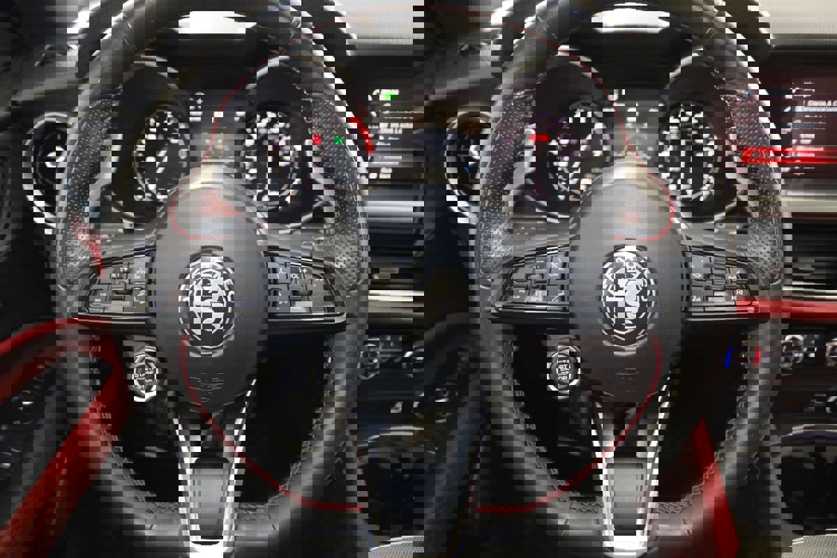 Used 2020 Alfa Romeo Stelvio Ti Sport w/ Quick Order Package 22S Sport image 41