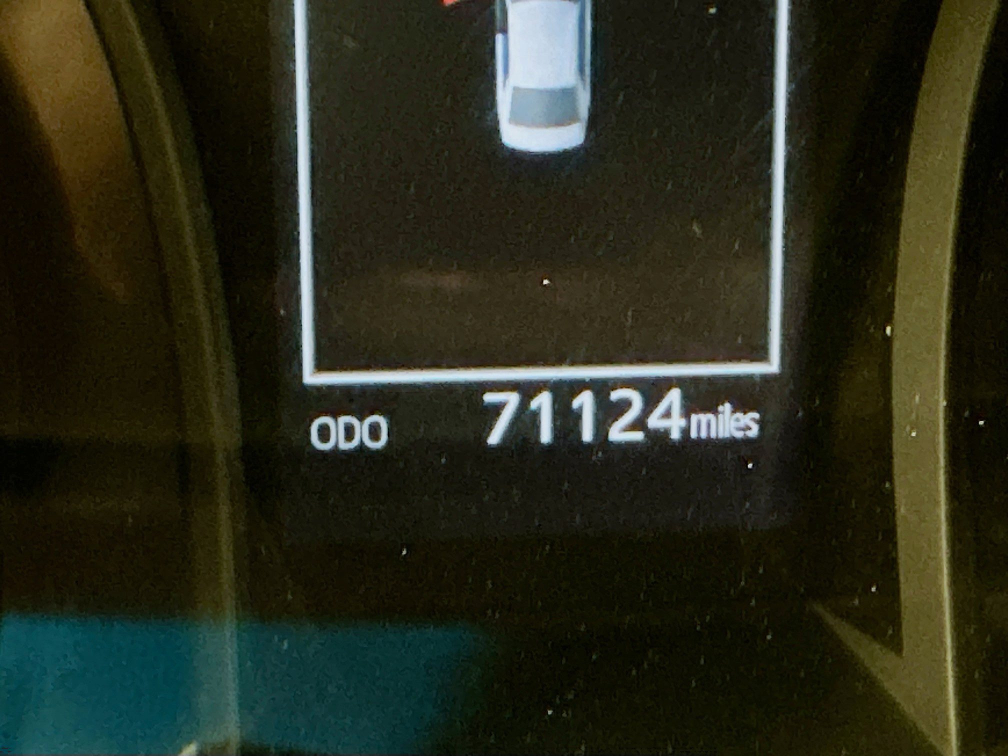 Used 2018 Toyota Camry LE FWD image 19
