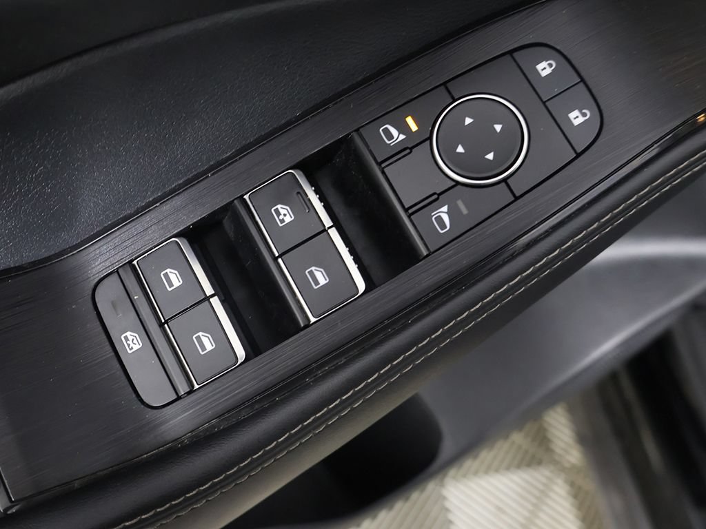 Used 2023 Nissan Rogue Platinum AWD/4WD image 41