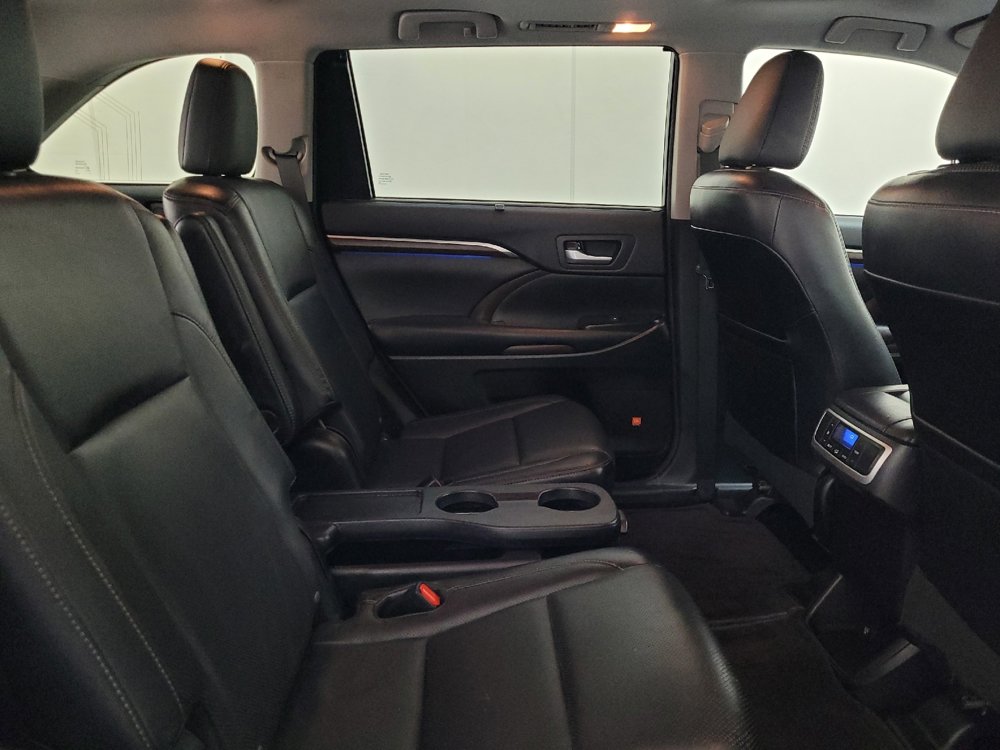 Used 2014 Toyota Highlander Limited AWD/4WD image 19