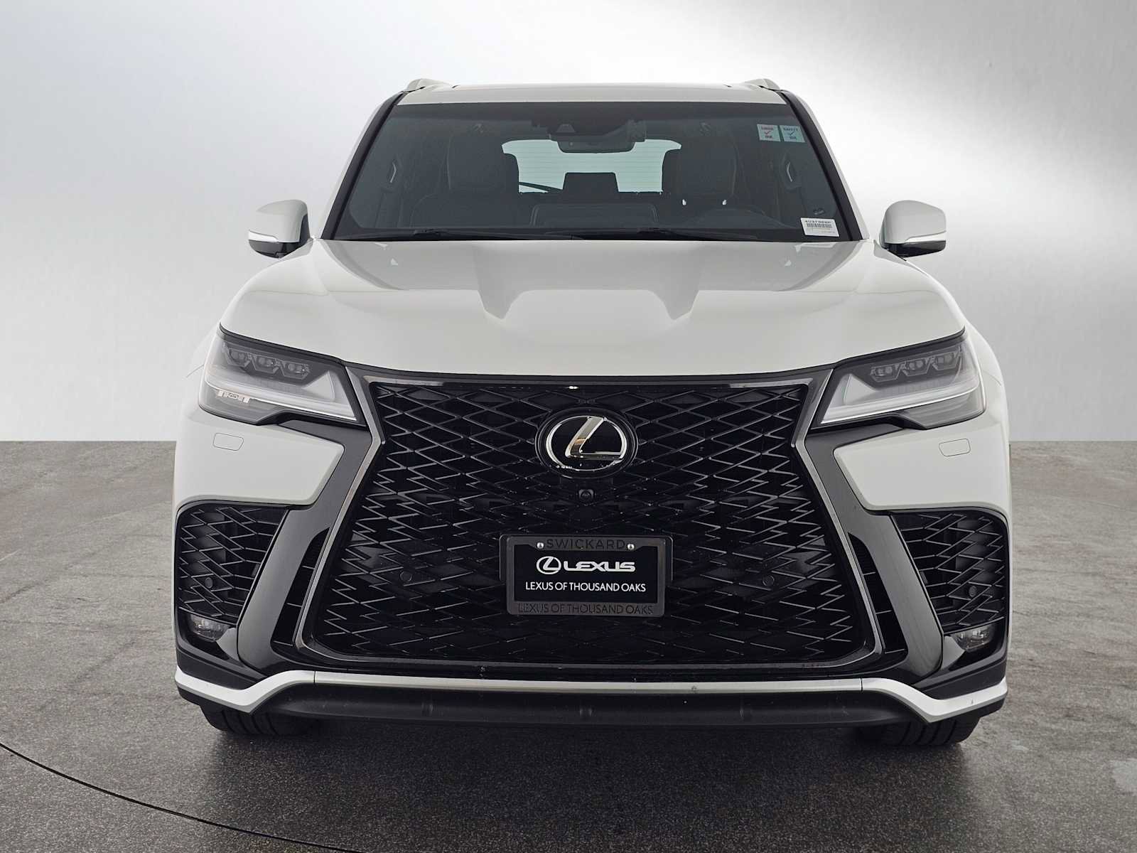 Used 2023 Lexus LX 600 F Sport w/ Accessory Package (Z1) image 8