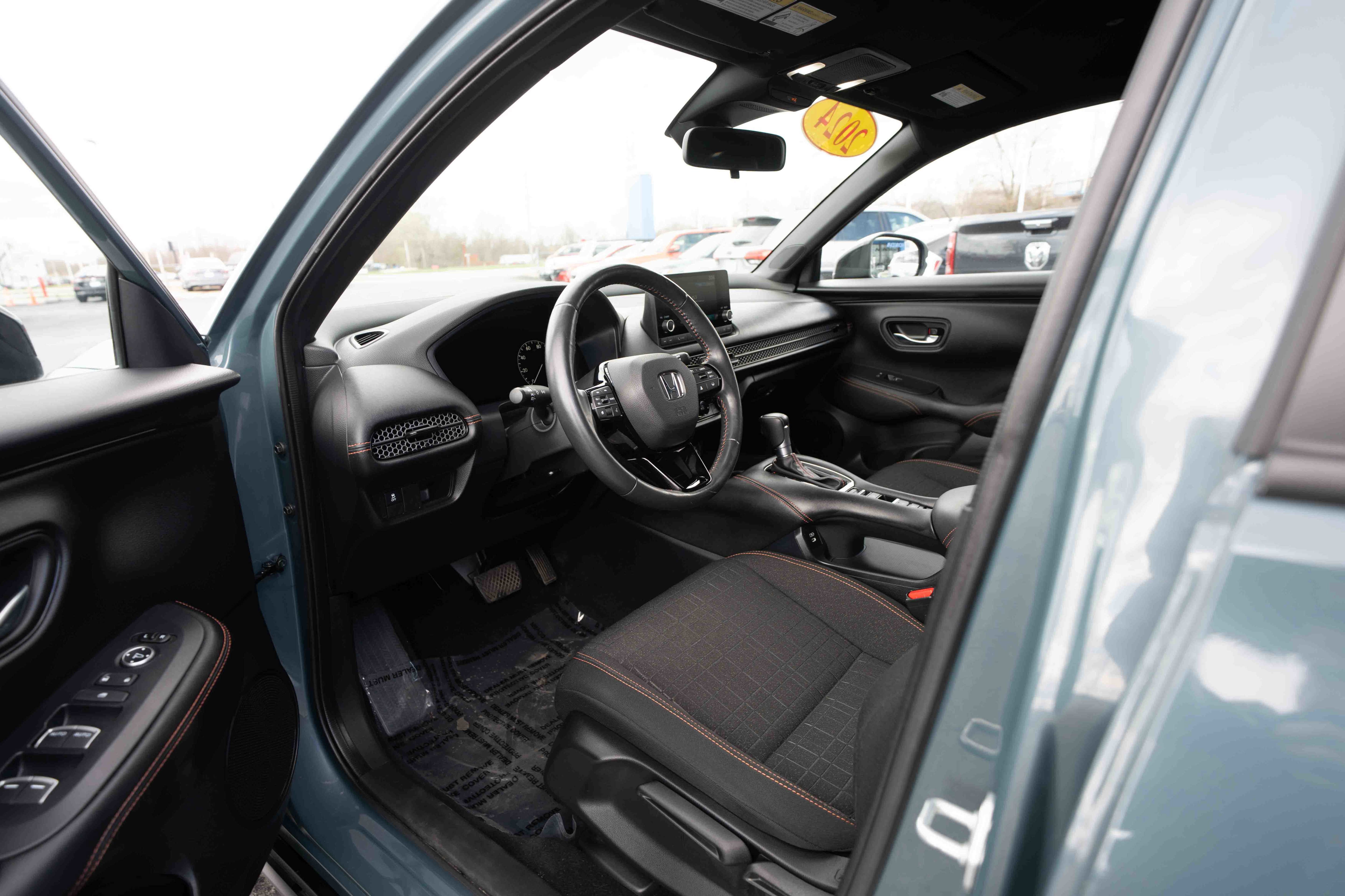 Certified 2024 Honda HR-V Sport image 8