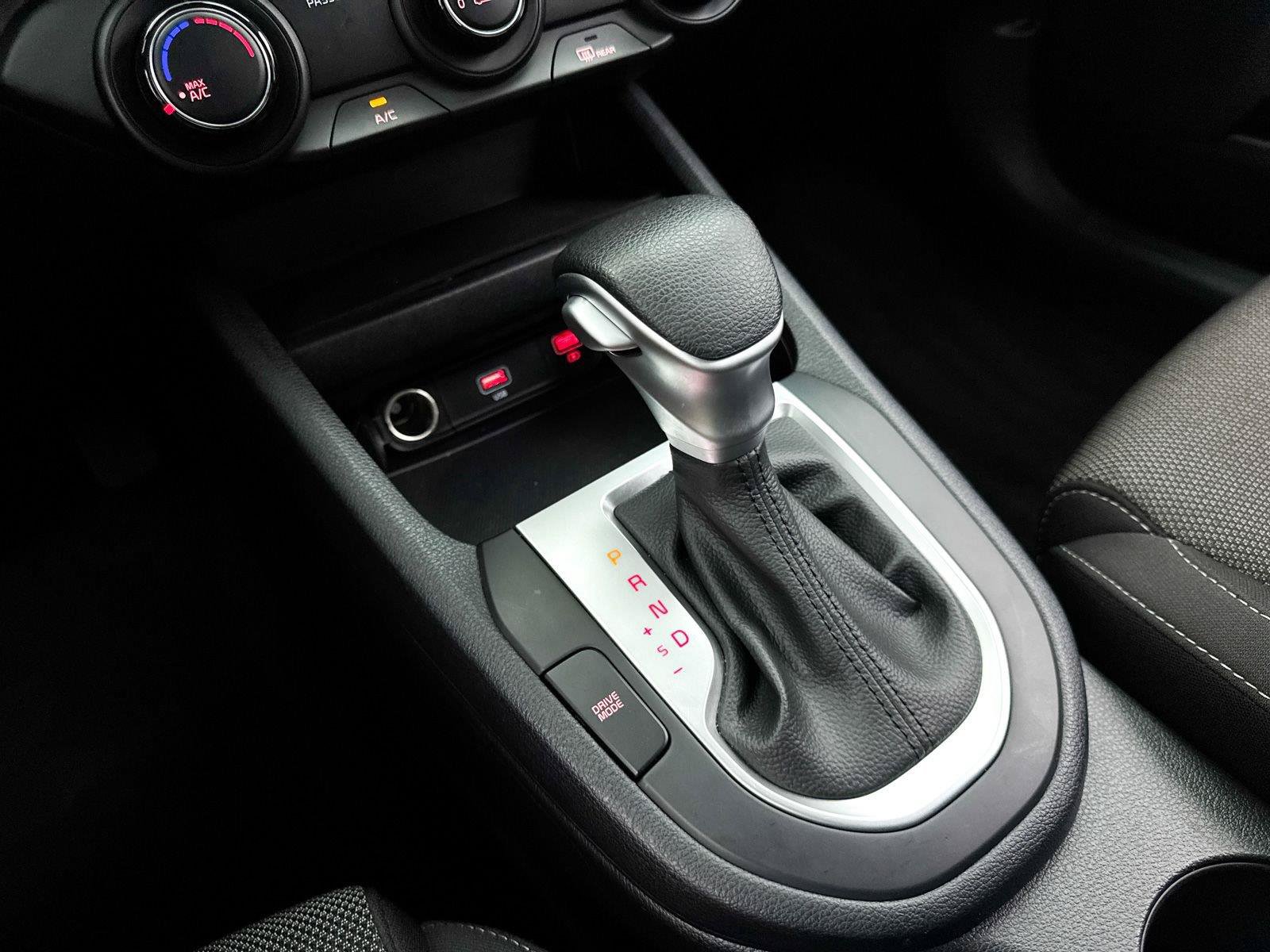 Used 2024 Kia Forte LXS w/ LXS Technology Package FWD image 22