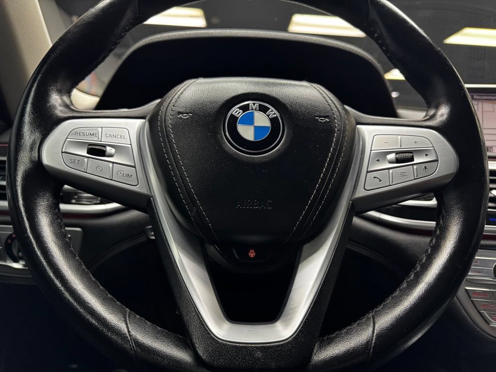 Used 2022 BMW 740i RWD image 22
