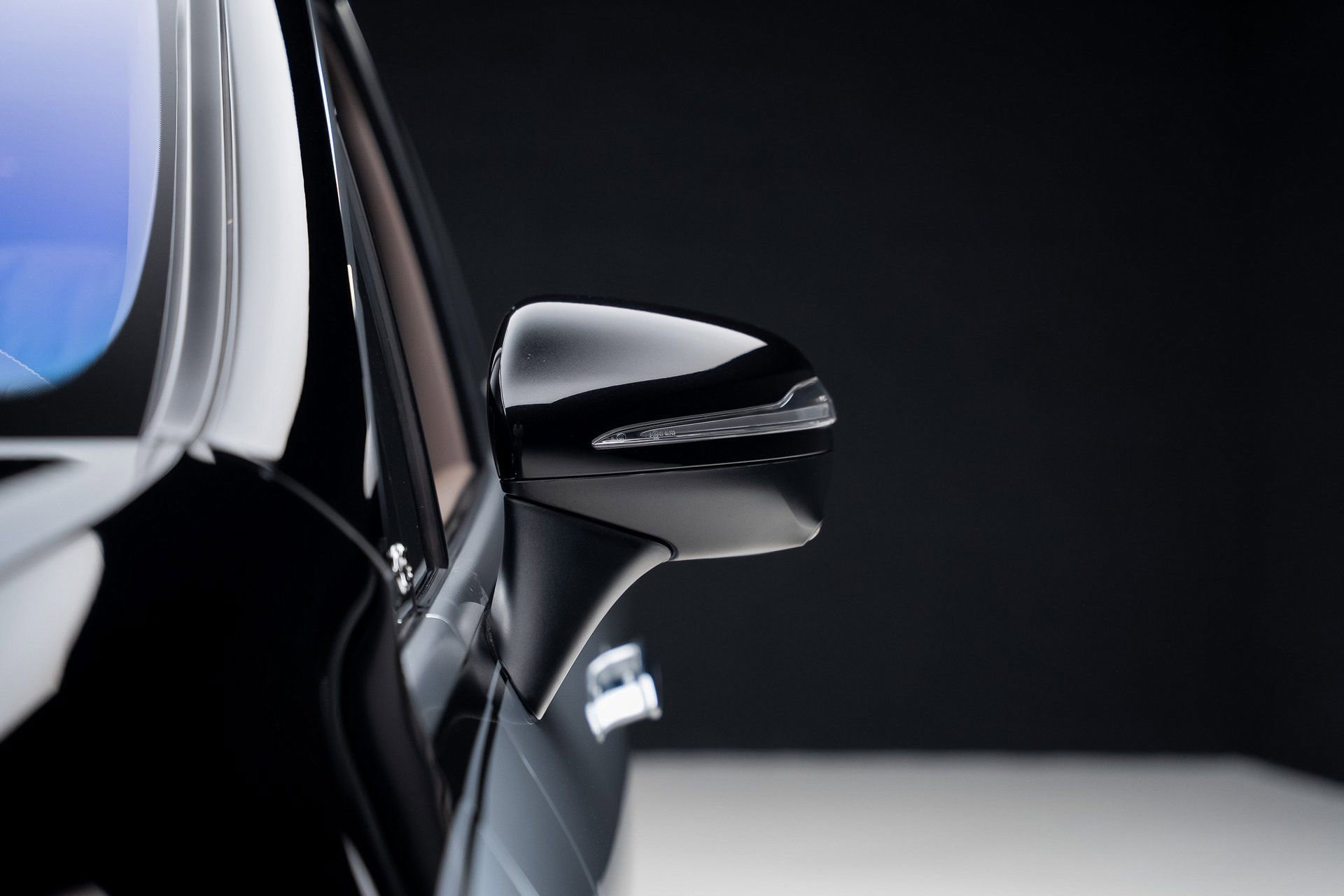 Used 2024 Mercedes-Benz Maybach EQS 680 4MATIC image 14