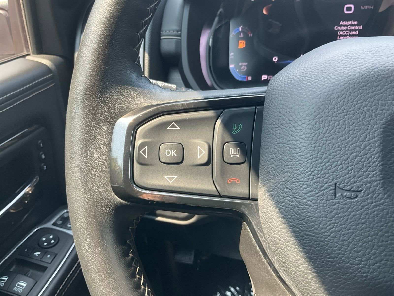 Used 2024 RAM 3500 Limited image 19