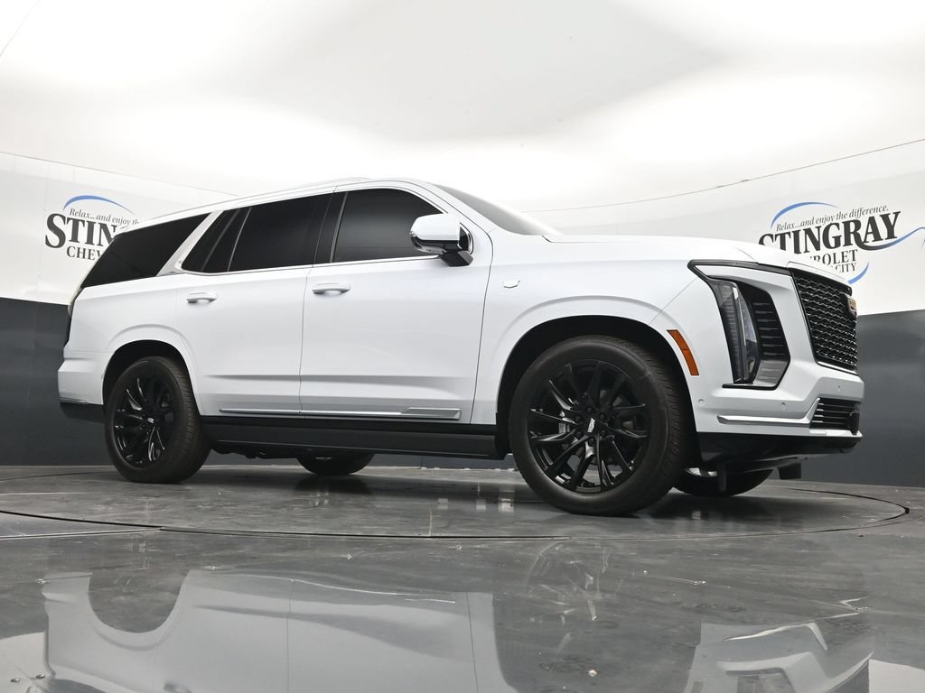 Used 2026 Cadillac Escalade Luxury w/ Touring Package AWD/4WD image 26