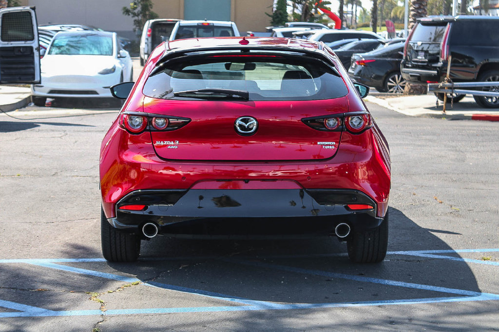 New 2026 MAZDA MAZDA3 Hatchback w/Premium Plus Pkg AWD/4WD image 5