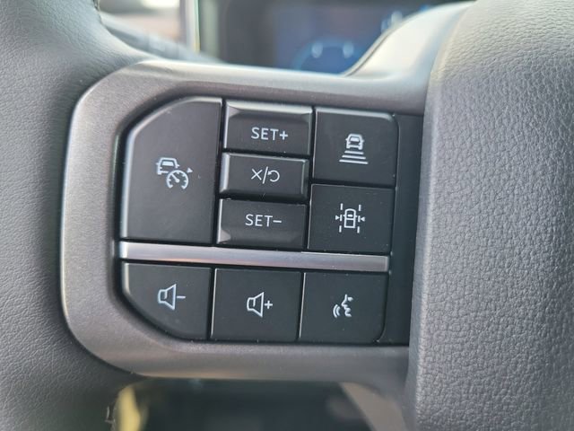 New 2026 Ford F250 Lariat w/ Black Appearance Package image 9