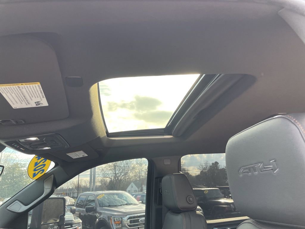 Used 2024 GMC Sierra 2500 AT4 w/ AT4 Premium Plus Package image 25