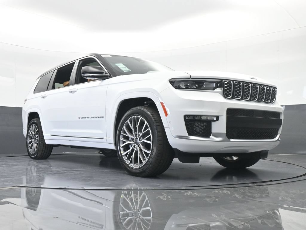 Used 2025 Jeep Grand Cherokee L Summit AWD/4WD image 62