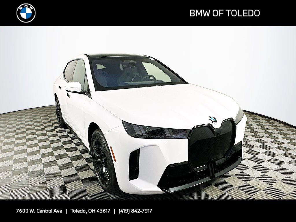 New 2026 BMW iX xDrive60 w/ M Sport Package 360° Tour
