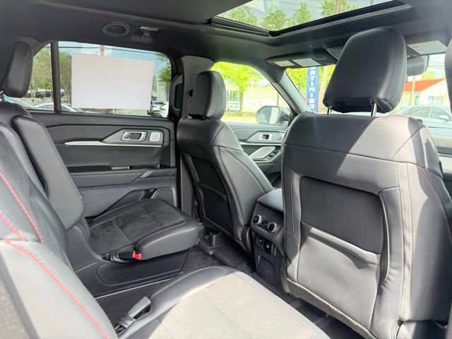 Used 2025 Ford Explorer ST w/ Sun And Sound Package image 41