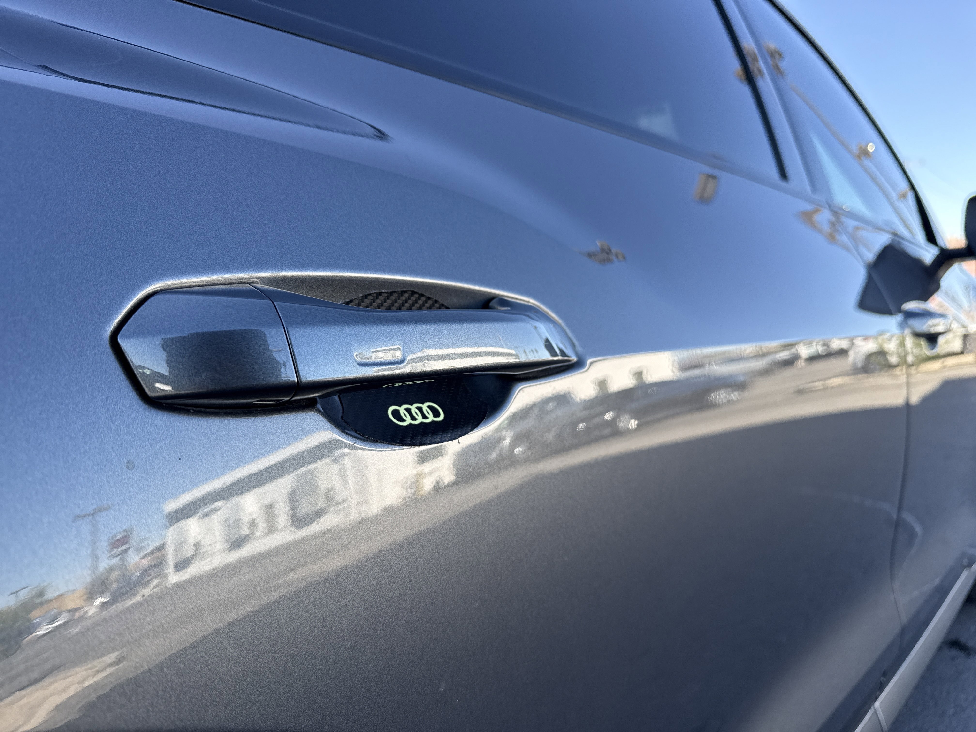 Used 2023 Audi e-tron Premium w/ Convenience Plus Package image 42